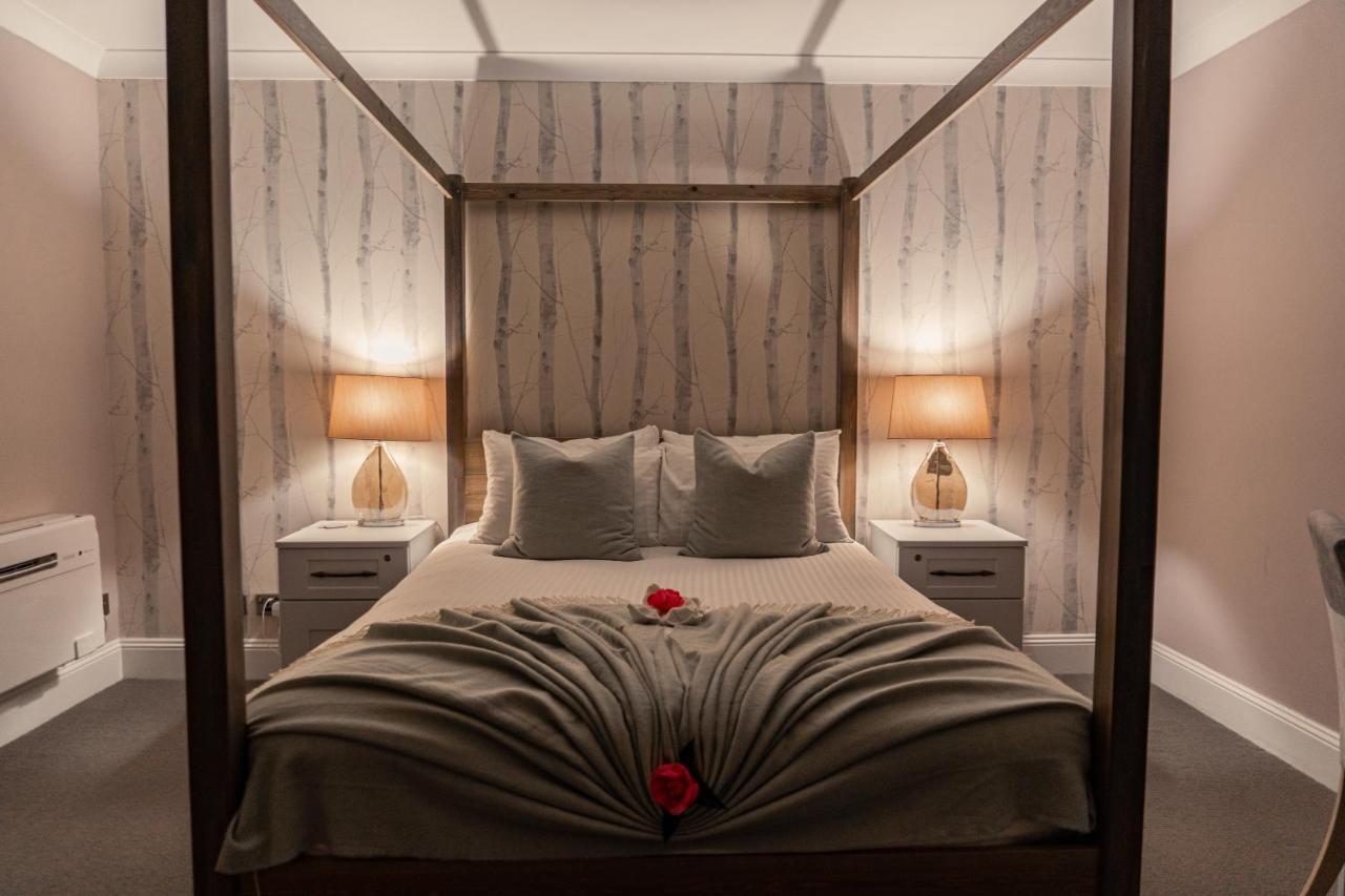 Le Pommier Hotell Castel Eksteriør bilde
